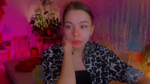 Snapshot of poli__ chatting on January 20, 12:04 am Martha online show from January 20, 12:04 am