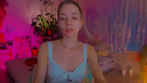 Snapshot of poli__ chatting on January 26, 10:24 pm Martha online show from January 26, 10:24 pm