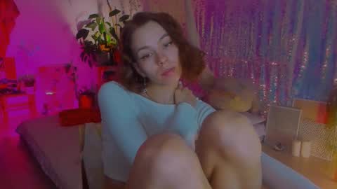 Snapshot of poli__ chatting on February 3, 12:47 am Martha online show from February 3, 12:47 am