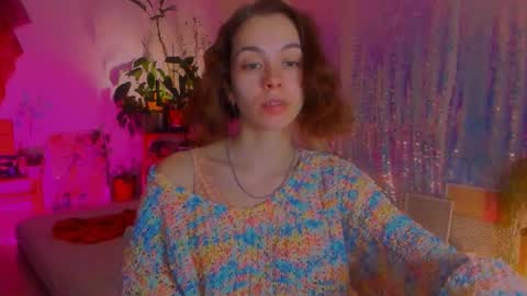 Snapshot of poli__ chatting on February 8, 6:33 pm Martha online show from February 8, 6:33 pm