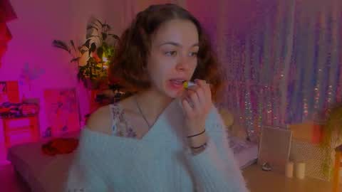 Snapshot of poli__ chatting on February 11, 12:06 am Martha online show from February 11, 12:06 am