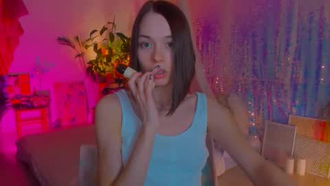 Snapshot of poli__ chatting on February 27, 4:21 pm Martha online show from February 27, 4:21 pm