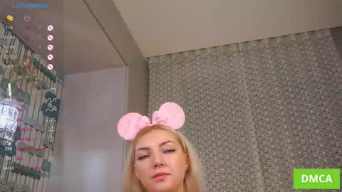 Anna online show from October 28, 5:33 am