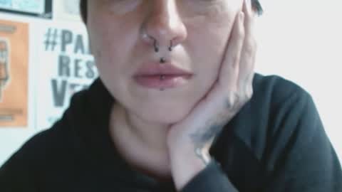 Snapshot of poly_mer chatting on November 20, 3:50 am Poly online show from November 20, 3:50 am