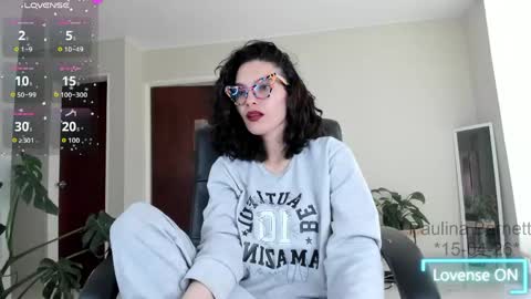 paulina barnett online show from April 15, 6:26 pm