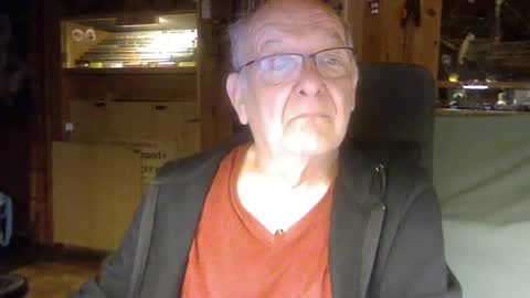 pomme1949 online show from February 17, 4:59 pm