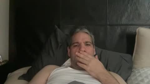 Snapshot of ponchynyc chatting on November 17, 6:14 pm PONCH online show from November 17, 6:14 pm