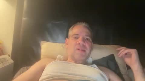 Snapshot of ponchynyc chatting on November 24, 12:54 am PONCH online show from November 24, 12:54 am