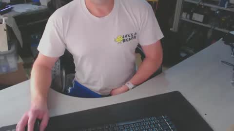 Dave online show from January 28, 2:21 pm