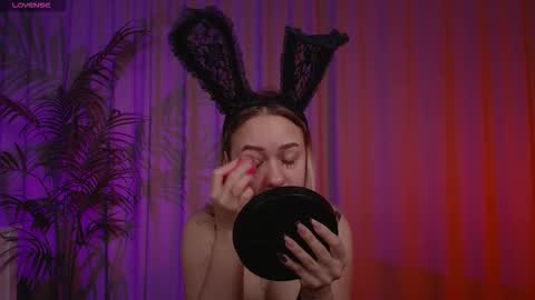 Snapshot of pooja_hegde chatting on October 8, 1:14 am Eva online show from October 8, 1:14 am