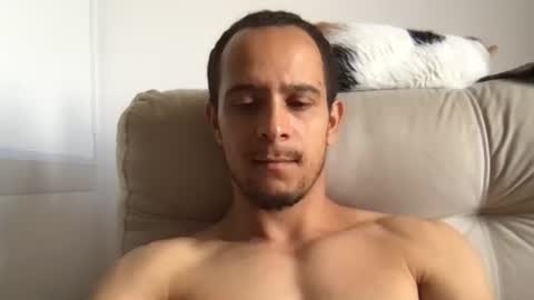 Snapshot of poormanbr chatting on November 20, 1:44 pm poormanbr online show from November 20, 1:44 pm