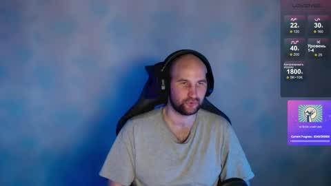 Snapshot of popadosik_mod chatting on February 15, 4:23 pm Popadosik mod online show from February 15, 4:23 pm