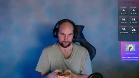 Snapshot of popadosik_mod chatting on February 16, 3:38 pm Popadosik mod online show from February 16, 3:38 pm