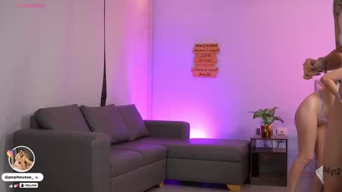             online show from October 21, 11:11 am