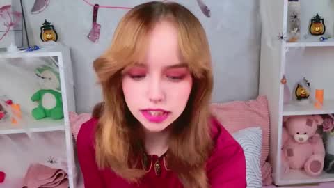 Snapshot of popjenny chatting on October 28, 12:30 pm Hi Daddy Im Jane online show from October 28, 12:30 pm