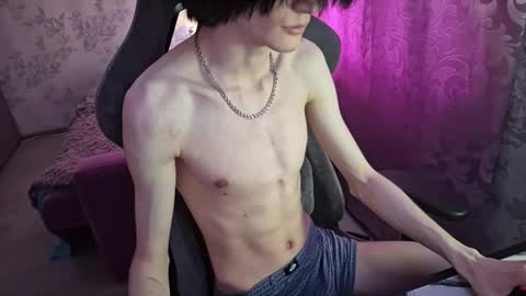 popoul_couple online show from April 8, 4:12 am