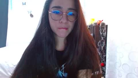 porcelainlux online show from December 30, 1:58 am