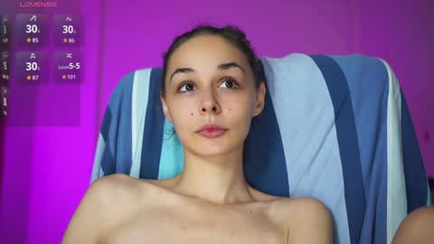 Snapshot of pornxxxcouple chatting on December 17, 9:54 pm online show from December 17, 9:54 pm