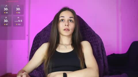    online show from April 6, 9:27 pm