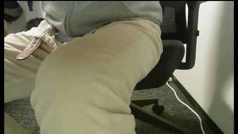 Snapshot of poundtownusa2016 chatting on November 24, 5:12 pm ConchilDog online show from November 24, 5:12 pm