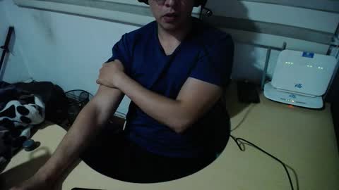 Snapshot of powerfulzeus2 chatting on September 23, 2:14 am powerfulzeus2 online show from September 23, 2:14 am