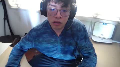 Snapshot of powerfulzeus2 chatting on October 22, 5:24 pm powerfulzeus2 online show from October 22, 5:24 pm