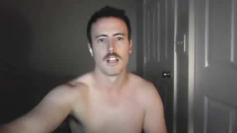 Snapshot of pphoto_95 chatting on December 5, 4:32 am Redd online show from December 5, 4:32 am