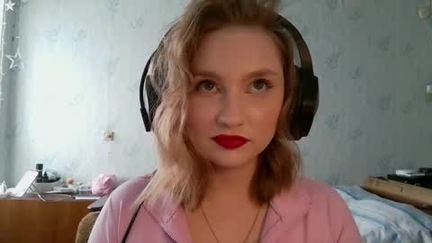 pr_in_cess_ online show from April 8, 1:33 pm