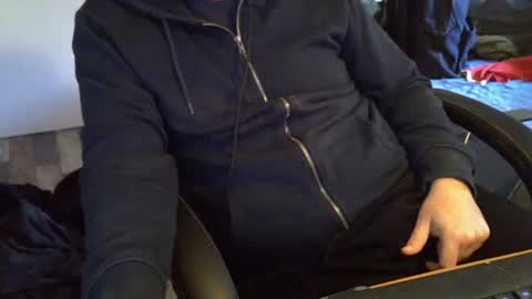 Snapshot of pralg chatting on October 22, 11:21 am pralg online show from October 22, 11:21 am