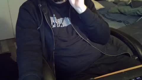 Snapshot of pralg chatting on November 23, 7:35 pm pralg online show from November 23, 7:35 pm