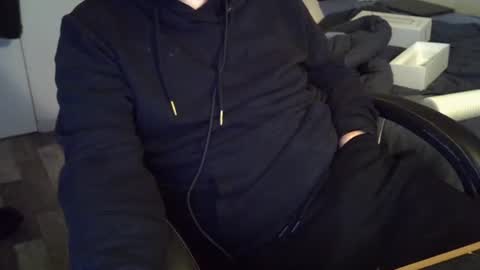 Snapshot of pralg chatting on November 29, 12:08 pm pralg online show from November 29, 12:08 pm