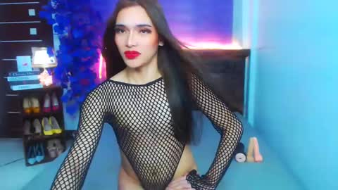 Snapshot of preciosa_banks69 chatting on January 23, 4:30 am preciosa_banks69 online show from January 23, 4:30 am