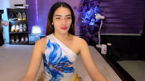 Snapshot of preciosa_banks69 chatting on November 30, 6:39 am preciosa_banks69 online show from November 30, 6:39 am