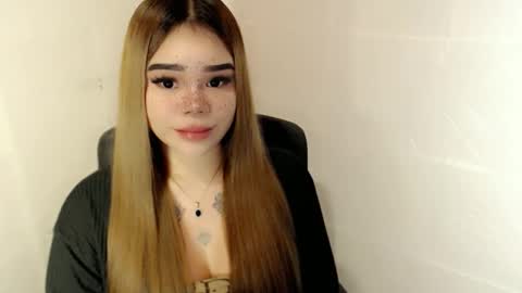 MAXXINE online show from March 15, 2:06 am