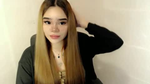 MAXXINE online show from April 9, 6:13 am