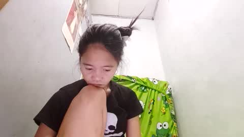 Dinah online show from February 24, 1:02 am