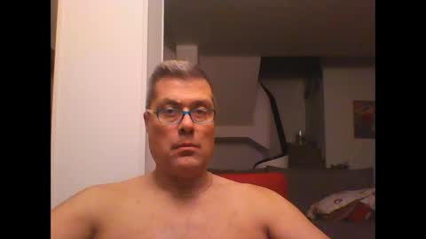 Snapshot of prendimisubito chatting on December 3, 3:41 am prendimisubito online show from December 3, 3:41 am