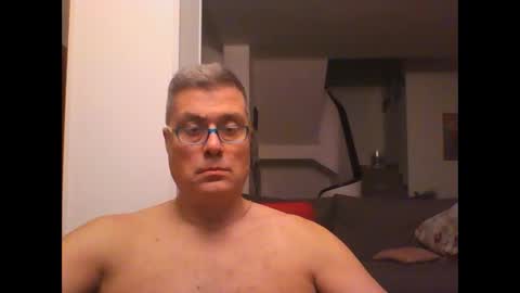 Snapshot of prendimisubito chatting on December 21, 11:56 pm prendimisubito online show from December 21, 11:56 pm