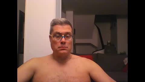 Snapshot of prendimisubito chatting on January 12, 1:00 am prendimisubito online show from January 12, 1:00 am