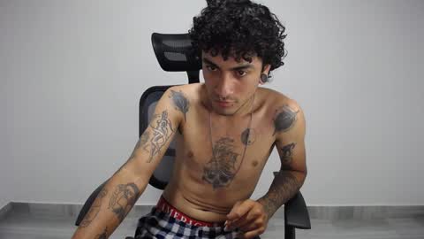 Plux online show from December 6, 8:59 am