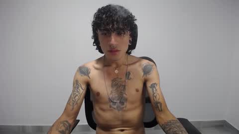 Plux online show from February 24, 3:12 am