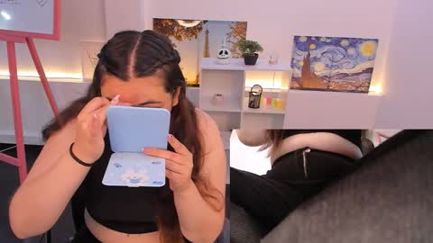 Snapshot of press_anykey chatting on October 21, 12:06 pm Camila online show from October 21, 12:06 pm