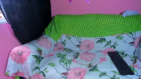 Snapshot of pressure_xxx_420 chatting on April 25, 1:52 pm PRESSURE online show from April 25, 1:52 pm
