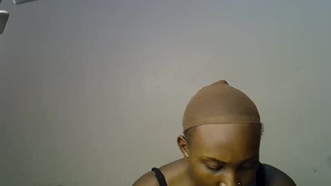 Snapshot of prettiekelly chatting on March 9, 4:55 pm prettiekelly online show from March 9, 4:55 pm