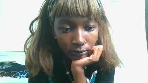 Snapshot of pretty__lisa chatting on December 21, 2:57 pm pretty__lisa online show from December 21, 2:57 pm