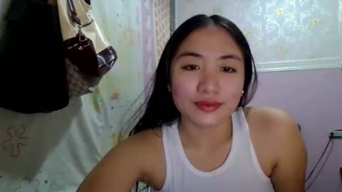 Snapshot of pretty_am chatting on October 11, 4:33 am pretty_am online show from October 11, 4:33 am