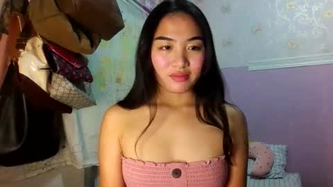 pretty_am online show from February 3, 5:51 pm