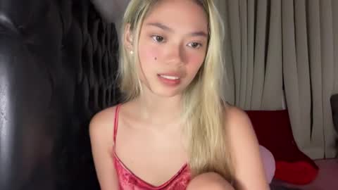 Chikana online show from March 14, 2:28 am