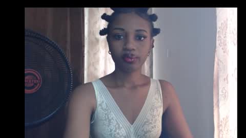 Pretty ebonygirl2 online show from February 28, 10:05 am