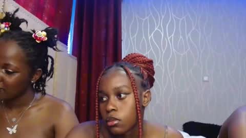 Snapshot of pretty_lioness_ chatting on February 3, 6:40 am Pretty online show from February 3, 6:40 am